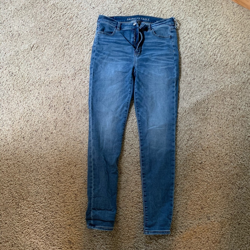 American Eagle Super High Waisted Jeans